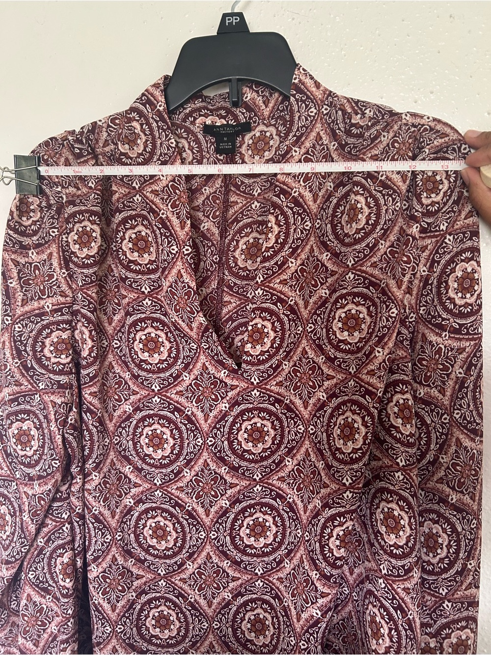 Ann Taylor Factory Maroon Paisley-Print Long Sleeve Blouse - Picture 7 of 7